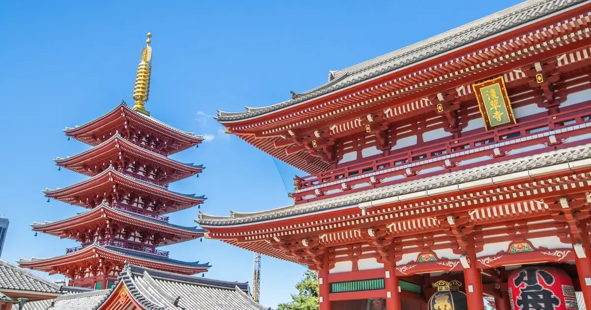 Hozomon gate and the five-story pagoda at Sensoji in Asakusa