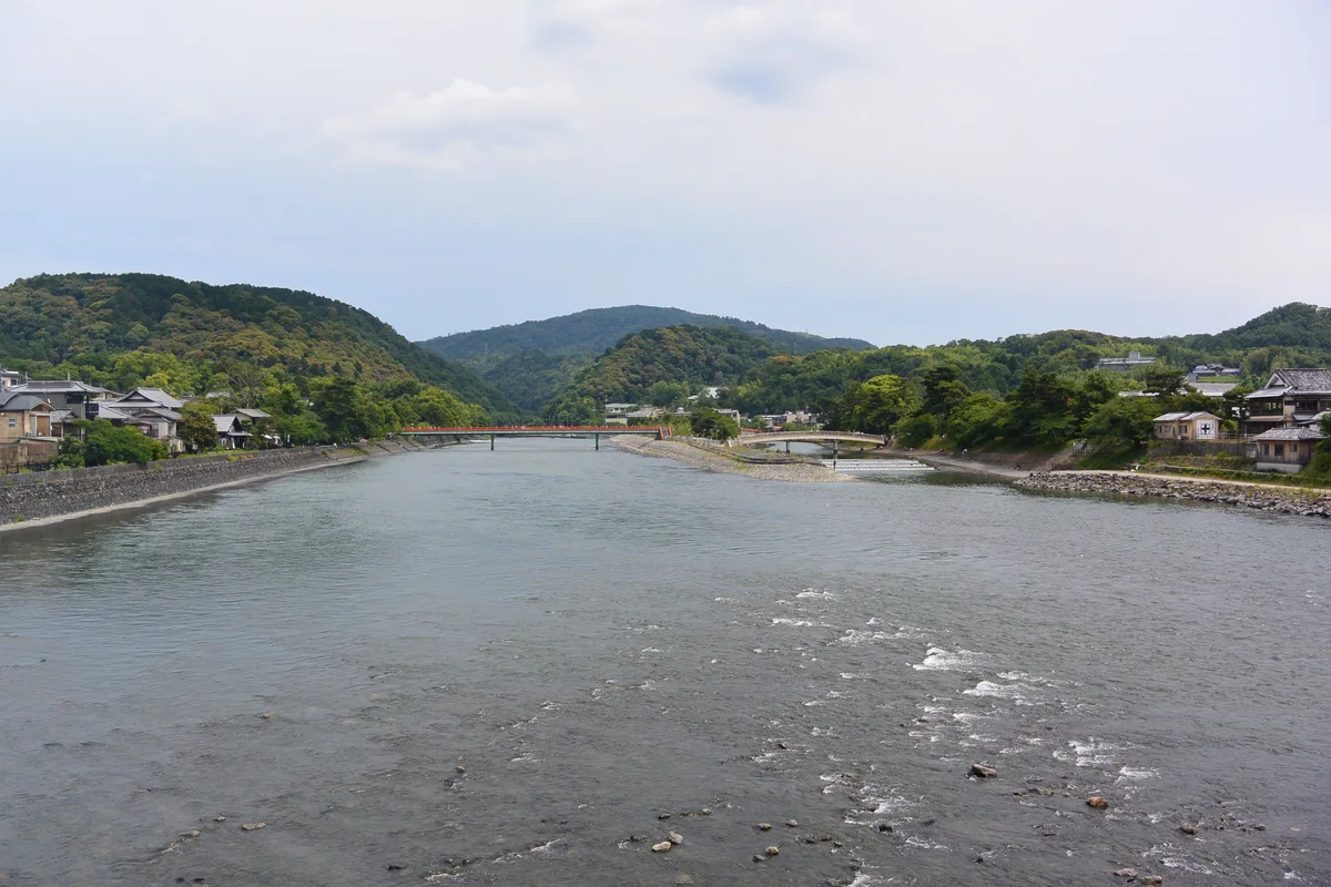 A view upstream along the Uji River from Uji Bridge